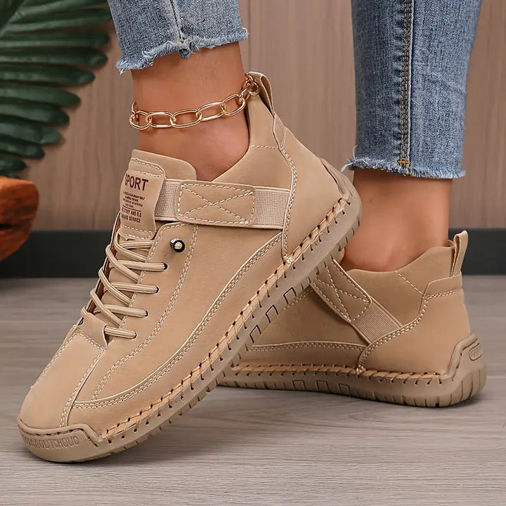 Claudia | Bequeme Turnschuhe mit ergonomischer Stütze