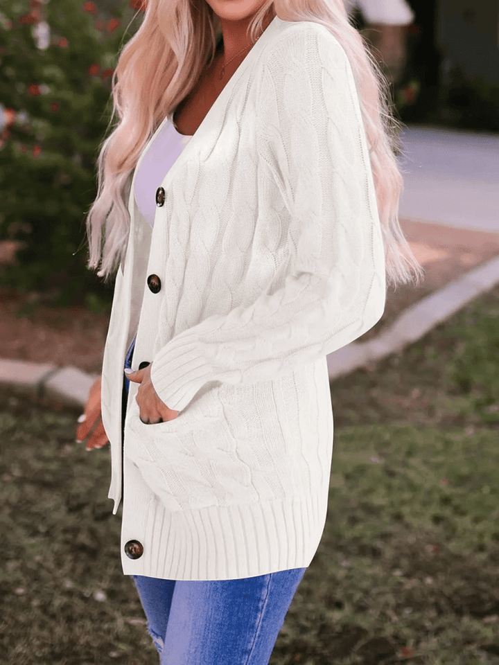 Ulla | Kuscheliger Cardigan mit Zöpfen