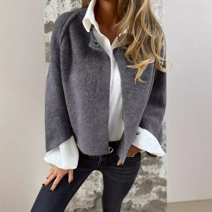 Elise | Kurze Jacke mit eleganten, ausladenden Ärmeln